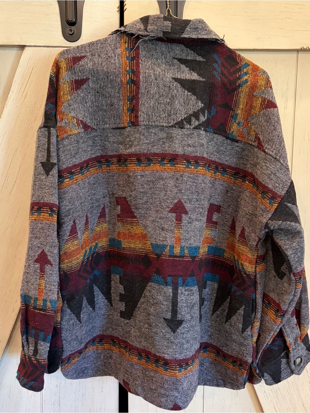 New In Aztec Southwest Shacket Jacket Size Medium - Picture 2 of 6